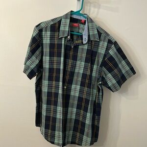 Izod short sleeve shirt